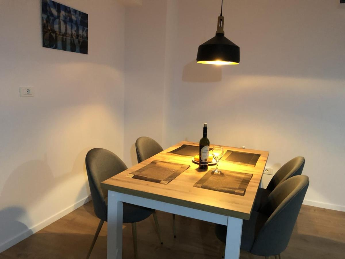 Chronos Apartment - Modern And Stylish 蒂米什瓦拉 外观 照片
