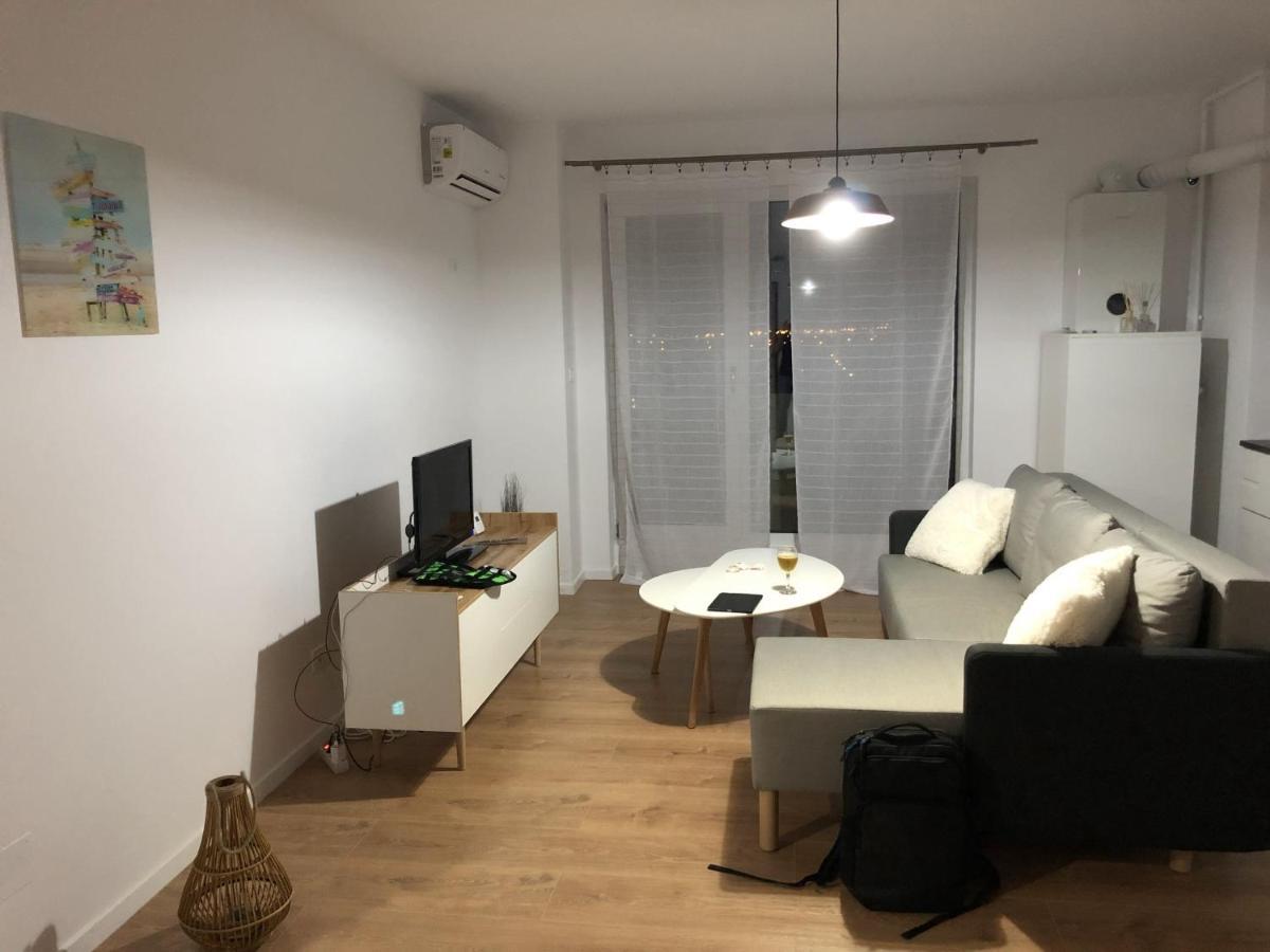 Chronos Apartment - Modern And Stylish 蒂米什瓦拉 外观 照片