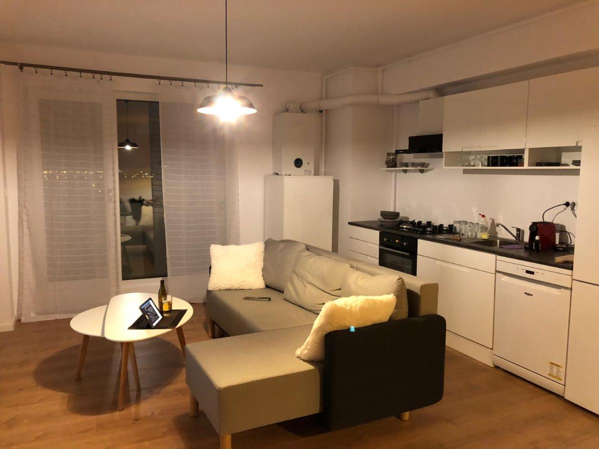 Chronos Apartment - Modern And Stylish 蒂米什瓦拉 外观 照片