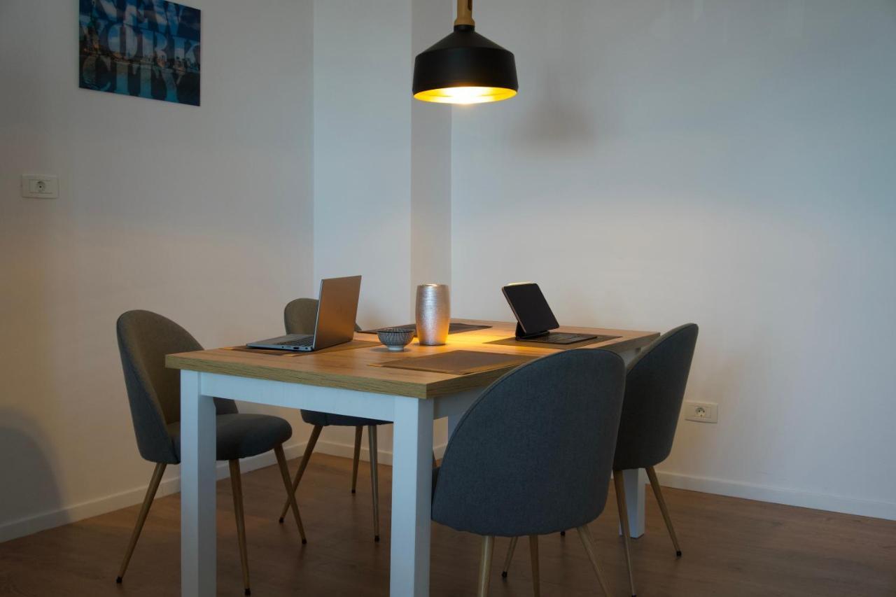 Chronos Apartment - Modern And Stylish 蒂米什瓦拉 外观 照片